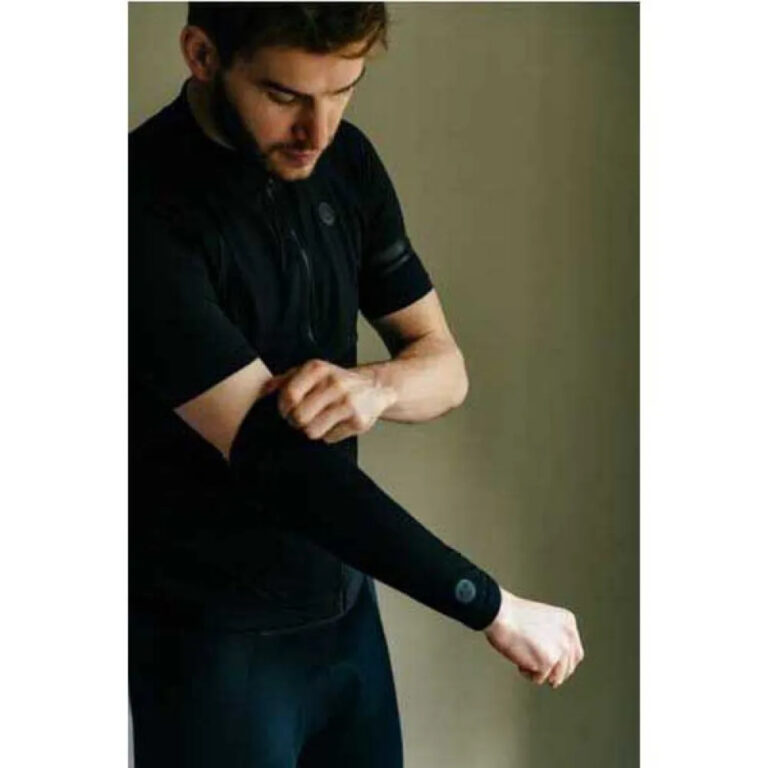 AGU Light Essential Arm Warmers S Black - 2XL Black - Image 2