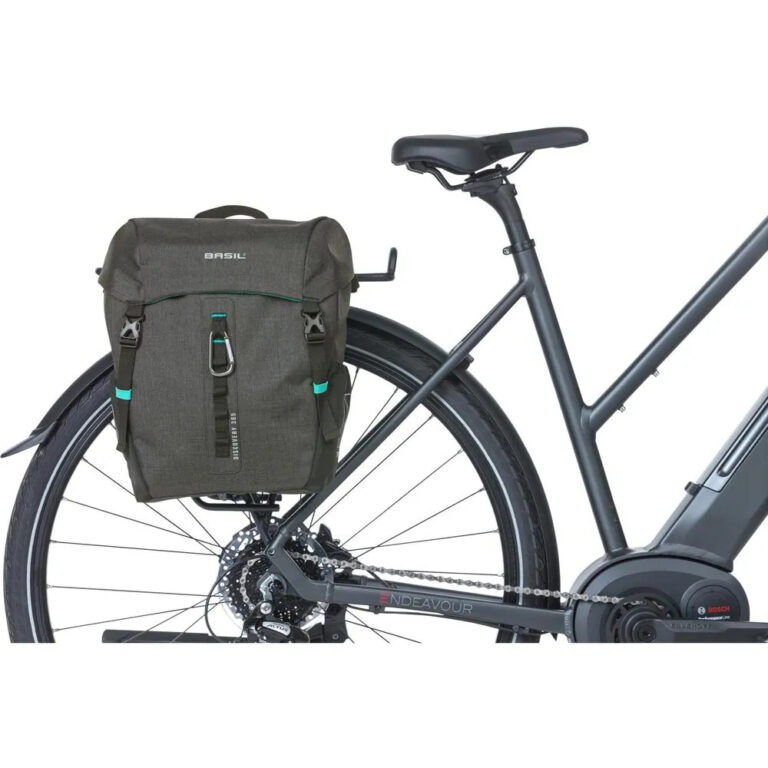 Basil Discovery 365D 9L Panniers One Size Black / Blue - Image 7