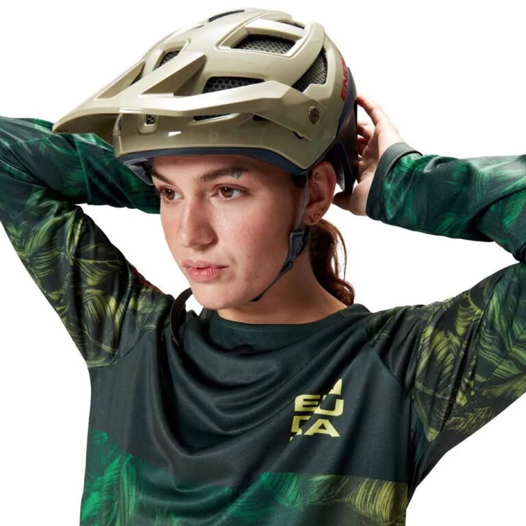 Endura MT500 MIPS MTB Helmet S-M Mushroom - L-XL Mushroom - Image 8