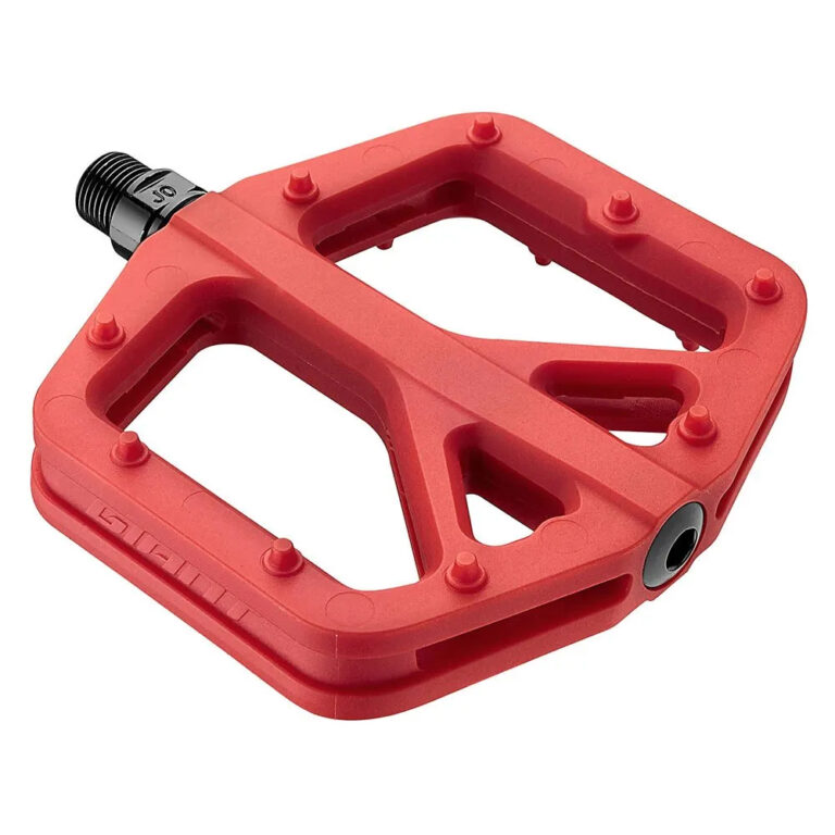 Giant Pinner Comp Pedals One Size Red