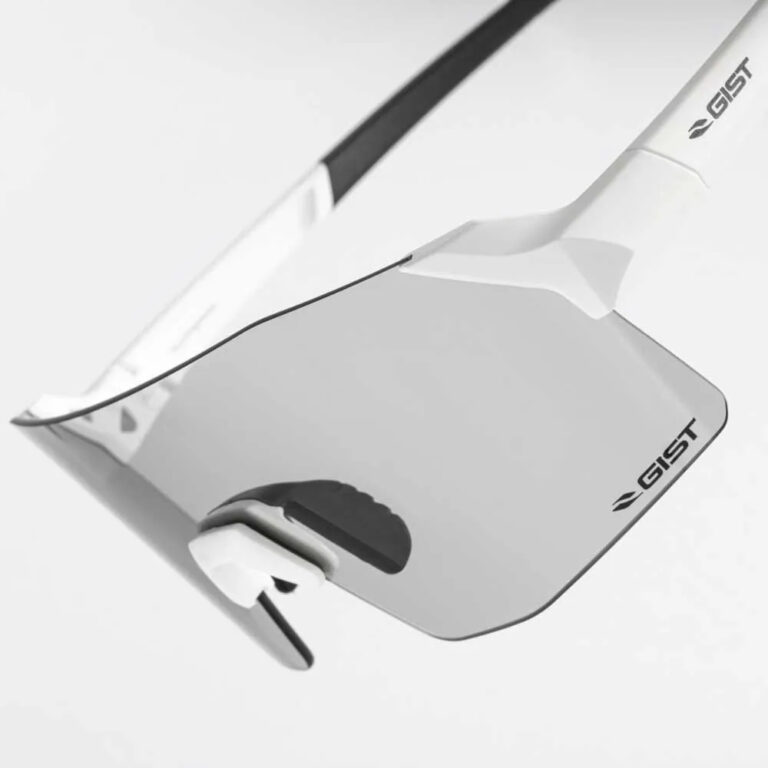 Gist Rocket Photochromic Sunglasses Clear Mirror/CAT1-3 White - Image 4