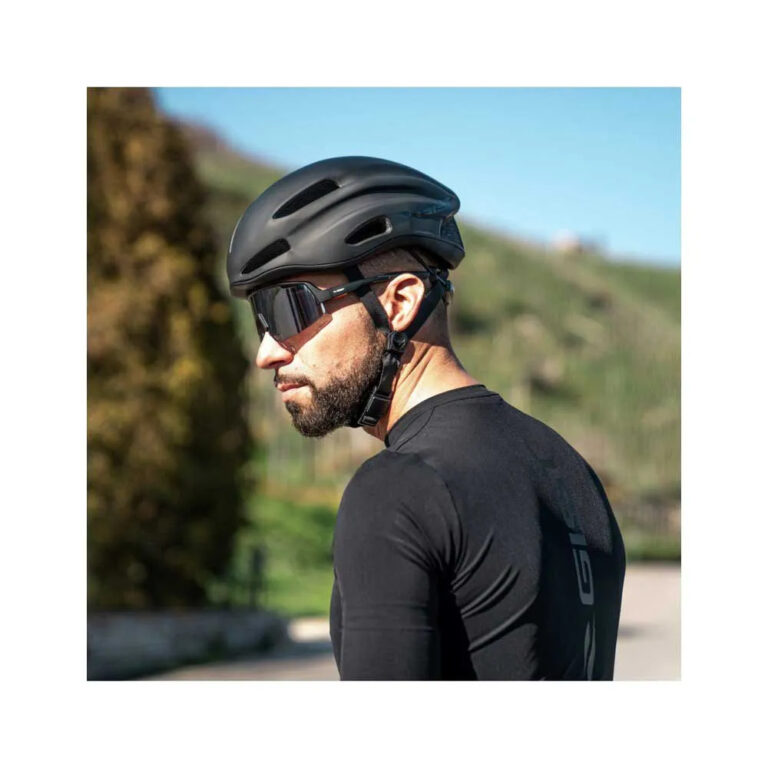 Gist Veloce Helmet S-M Black - L-XL Black - Image 7