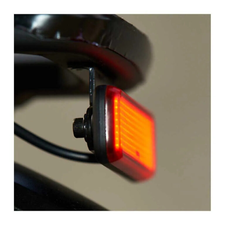 Knog Blinder E RH E-Bike Rear Light 25 Lumens Black / Red - Image 8