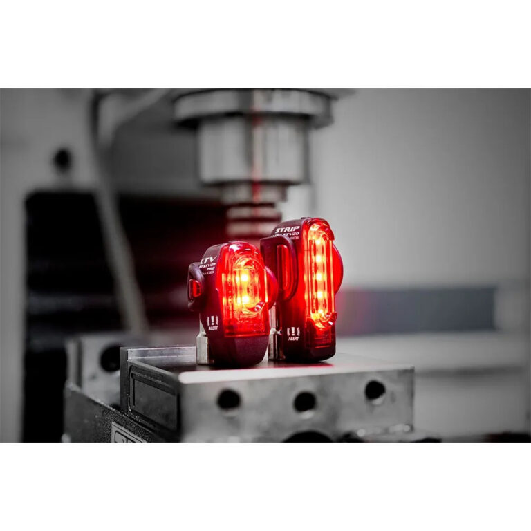 Lezyne Strip Alert STVZO Rear Light 35 Lumens Black - Image 3