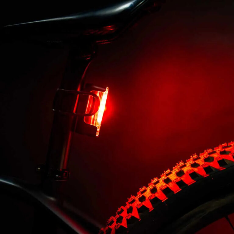 Lezyne Strip Drive 300+ Rear Light 300 Lumens Black / Red - Image 6