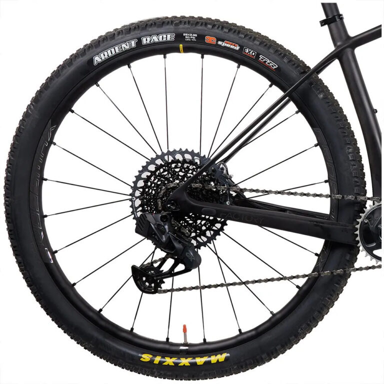 Megamo 29&amp;acute;&amp;acute; Factory AXS Race 2022 MTB Bike M Black - Image 4