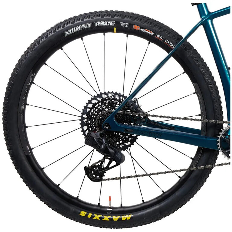 Megamo 29&amp;acute;&amp;acute; Factory AXS Race 2022 MTB Bike S Pagoda Blue - L Pagoda Blue - Image 4