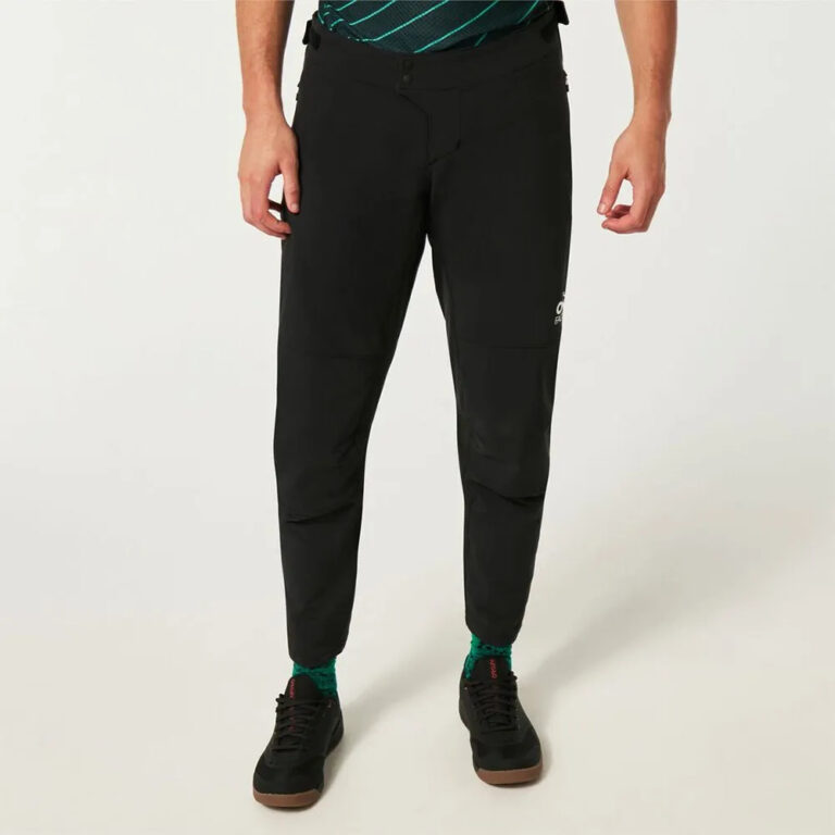 Oakley Element Lite MTB Pants 38 Blackout - Image 9