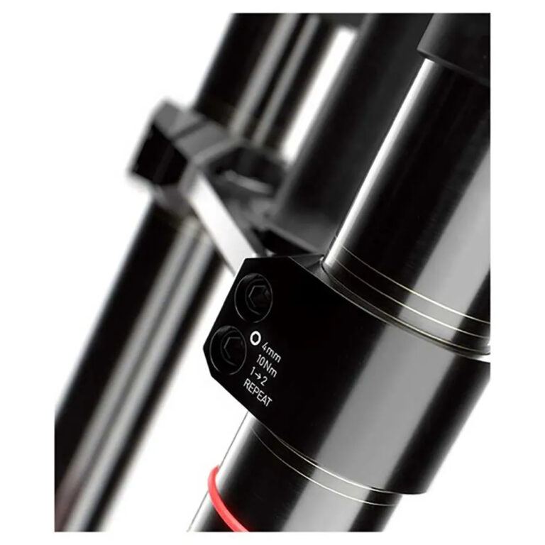 RockShox Boxxer Ultimate Charger3 RC2 OffSet 52 Mm 1-1/8`` D1 MTB Fork 29&acute;&acute; &amp; 200 mm Brilliant Black - Image 4