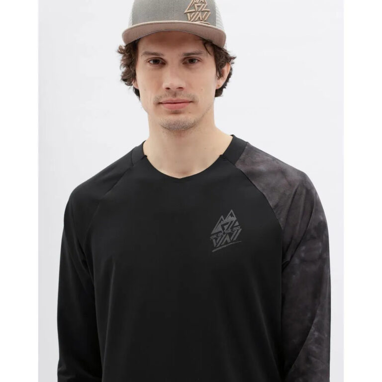 Silvini Brunello 3/4 Sleeve Enduro Jersey S Black / Charcoal - 2XL Black / Charcoal - Image 4