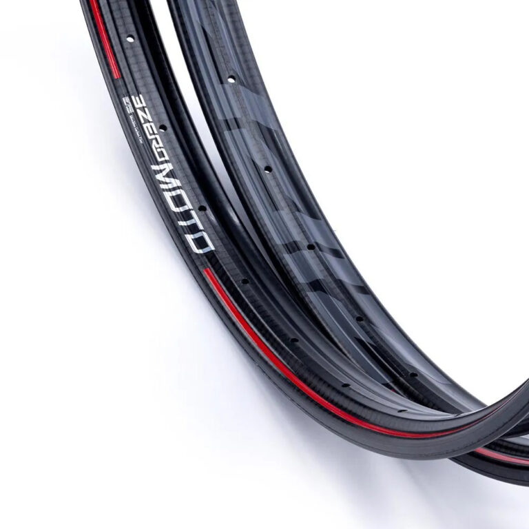 Zipp 3Zero Moto Tubeless Front Rim 650B - 27.5&acute;&acute; 3 Black / Silver / Stealth - Image 5